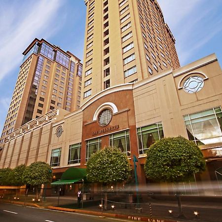 Hôtel The Bellevue Manille Extérieur photo